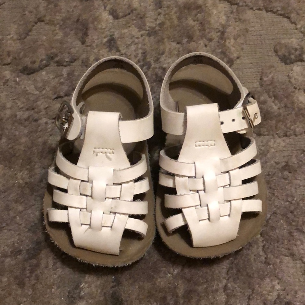 Girls sandals
